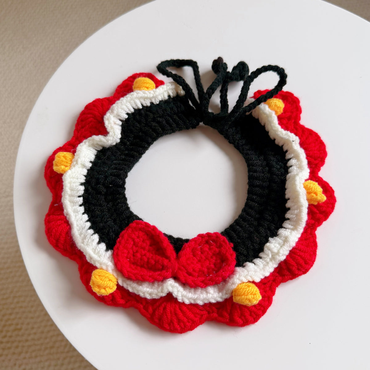 Knitted Pet Collars & Bibs for Cats and Dogs - Mickey Collar
