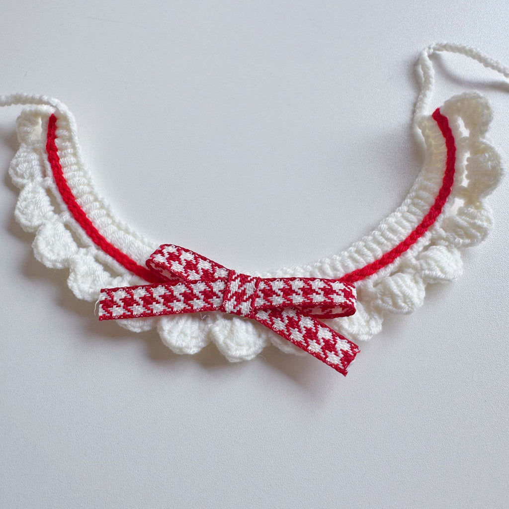 Knitted Pet Collars & Bibs for Cats and Dogs - Red Plaid